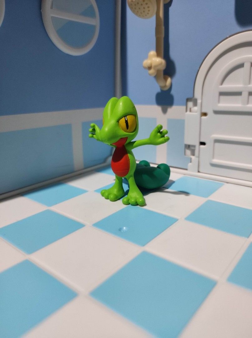 TOMY Pokemon Figure - Treecko (Category: Figurines & Statues) located in Taguig. Submitted by lilrootshop (Listing ID 1463245246, Image 1). Description: ***Crossposted*** Price: 250 AUTHENTIC Pass sa lowballers! First to pay basis. No COD. For item reservation, a down payment of 50% or 100 pesos (whichever is less) is required. Down payment is non-refundable. One month reservation only. Location: Taguig (near BGC) MOP: GCash / Maya / GoTyme.