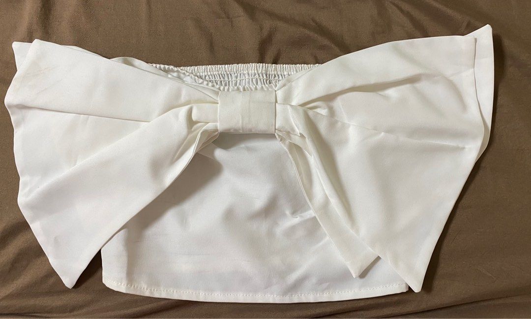 Top with ribbon (Category: Others Tops) located in Manila. Submitted by gelmagtira87162 (Listing ID 1463201824, Image 2). Description: .