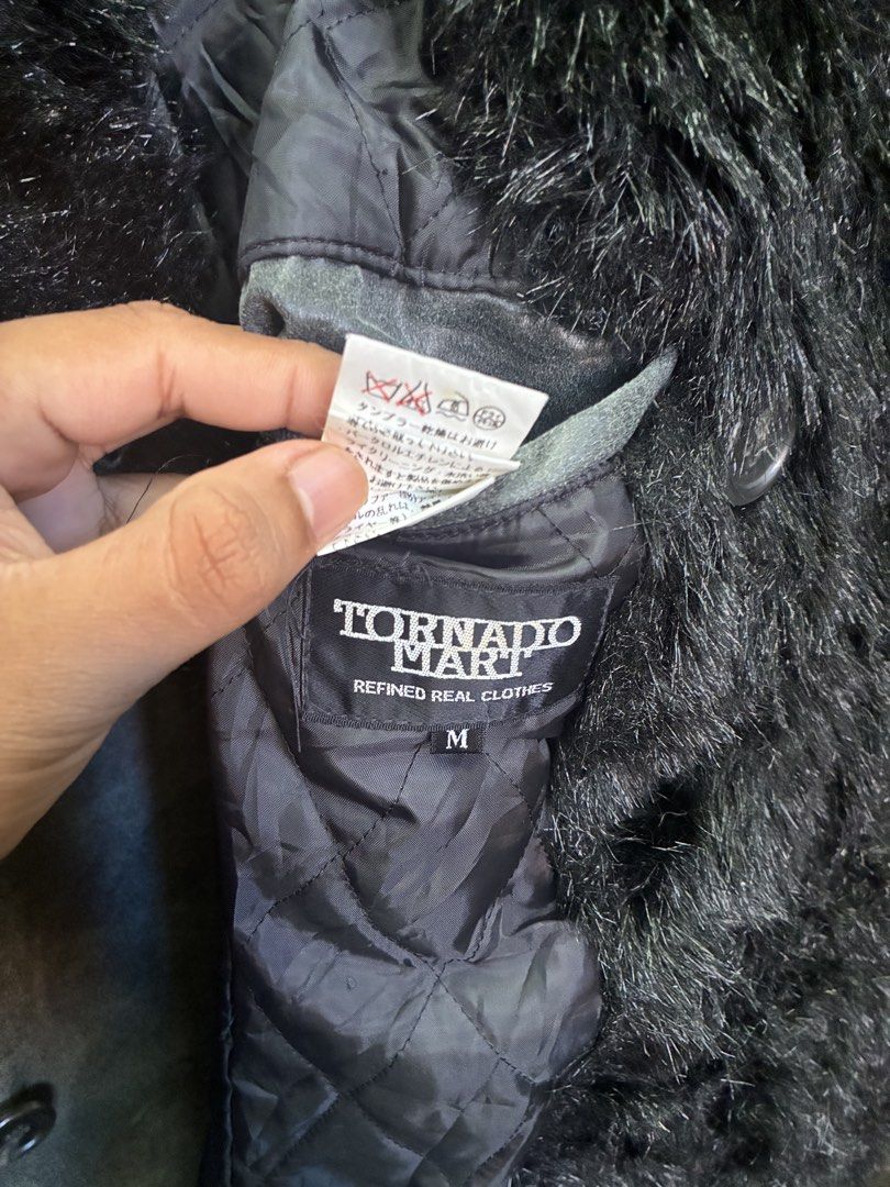 Tornado Mart Refined Real Clothes Fur Collar Jacket Size M (Category: Coats, Jackets and Outerwear) located in Manila. Submitted by assortedgoodsv3 (Listing ID 1463148246, Image 1). Description: - Tornado Mart jacket - Fur collar for extra warmth - Quilted lining for comfort - Double-breasted button closure - Estimated size: Medium - Ideal for cooler weather.