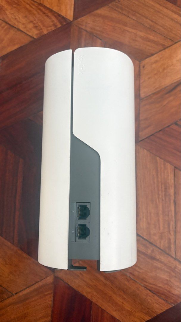 TP-Link Deco E4 (Category: Networking) located in Pasig City. Submitted by cali98 (Listing ID 1463271329, Image 2). Description: Buyer to arrange pickup and pay via Gcash RFS: No longer works but can be used for parts Selling 2 units, each @ P150.