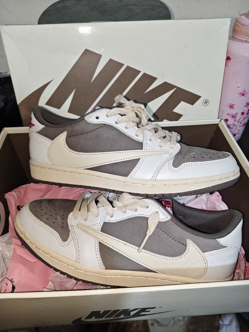 Travis Scott x Air Jordan 1 Low OG Reverse Mocha (Category: Sneakers) located in Dasmarinas. Submitted by renjielars (Listing ID 1463295432, Image 2). Description: Reverse Mocha LJR Batch Worn 3x sa mall Size 8.5 First to pay basis! Pass sa joy reserver Urdaneta, Pangasinan Loc Can ship via j&t or meetup around Urdaneta.