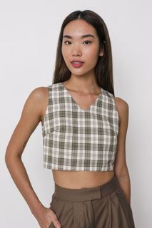 (Category: ) located in . Submitted by wardrobemirror (Listing ID 1463261136, Image 1). Description: .