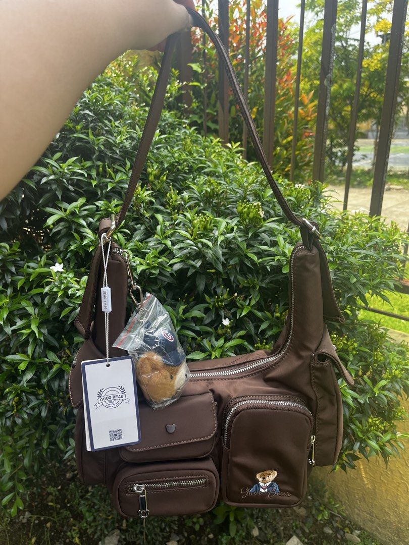 Ttwnbear Guoobear Nylon Hobo Bag (Category: Shoulder Bags) located in Davao. Submitted by dzmagujetas (Listing ID 1463163566, Image 1). Description: ONHAND ✅Ready for shipping/delivery ❌NO COD.