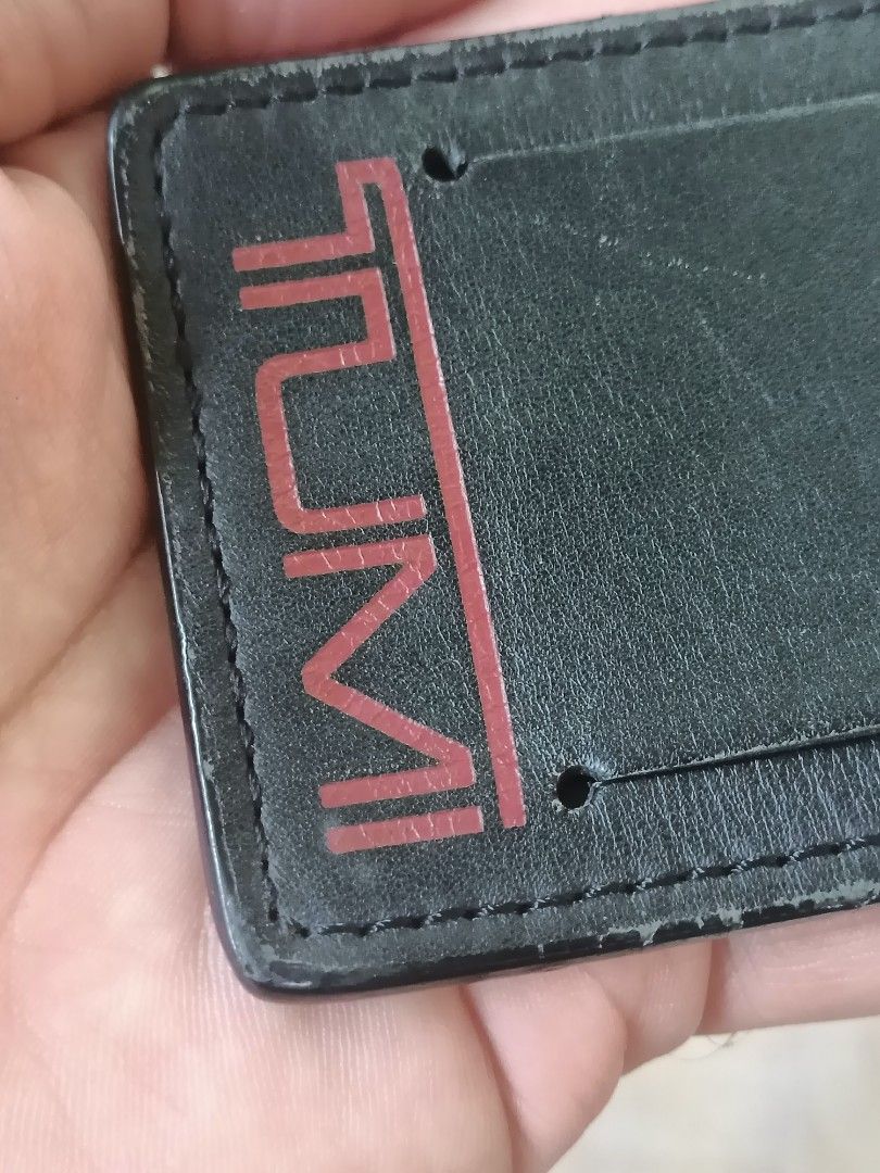 TUMI Black Leather Luggage Tag (Category: Wallets & Card Holders) located in Bulacan. Submitted by ssirc (Listing ID 1463173899, Image 3). Description: TUMI Black Leather Luggage Tag (minimal rubs and sign of usage) 780+sf‼️ DM‼️.