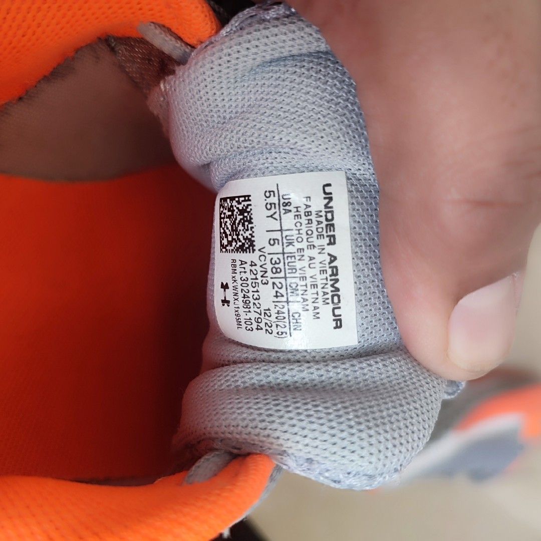 UNDER ARMOR CHARGED ROGUE 3 (Category: Sneakers) located in Manila. Submitted by hilltops1989 (Listing ID 1463199994, Image 3). Description: .