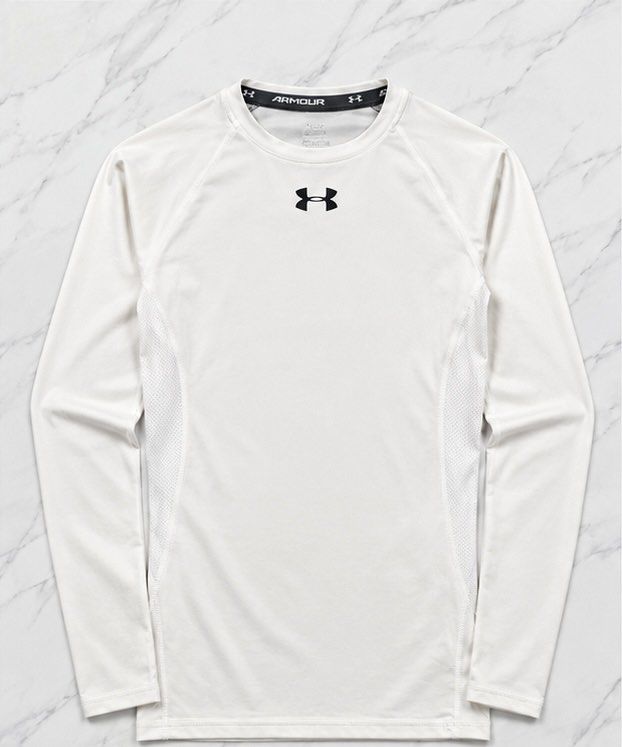 UNDER ARMOUR COMPRESSION LONGSLEEVES (Category: Swim Top & Rash Guards) located in Calamba. Submitted by thrifthstlrs (Listing ID 1463297961, Image 1). Description: .