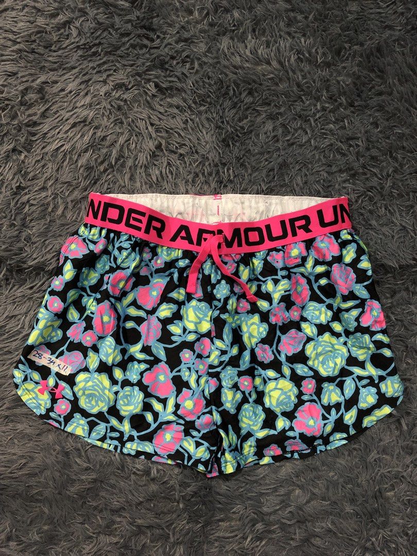 Under Armour Running Short (Category: Activewear) located in Manila. Submitted by raremountain00 (Listing ID 1463284493, Image 1). Description: Authentic Excellent condition No issue.
