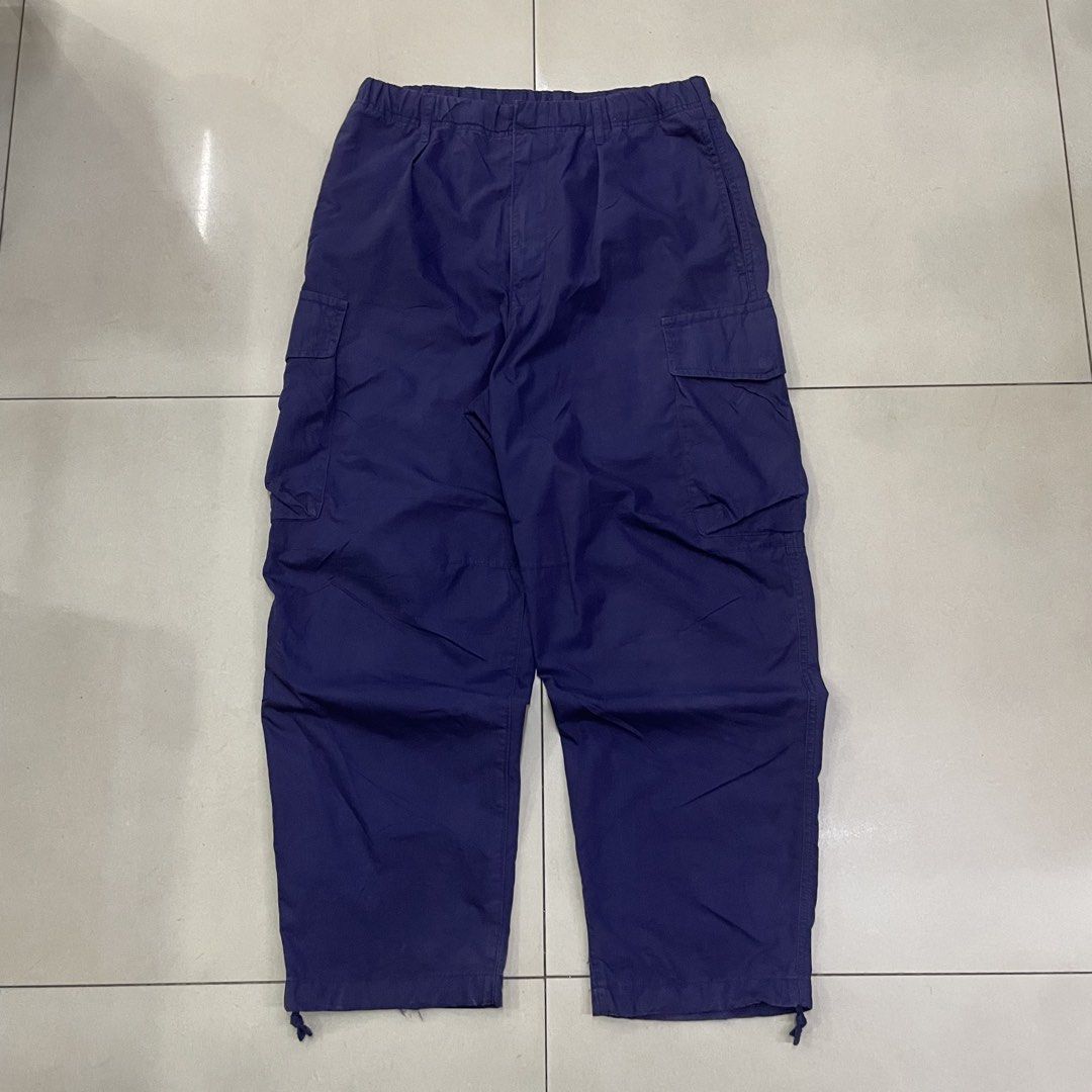 Uniqlo cargo pants (Category: Chinos) located in Iloilo. Submitted by nextwearco_ilo (Listing ID 1463282566, Image 1). Description: Uniqlo cargo pants ( Navy/dark blue ) • Excellent condition • 28-34 W x 40 L ( Medium ) • 8.5 Leg opening • No flaws ₱ 799 Only Loc : Iloilo city Dm.