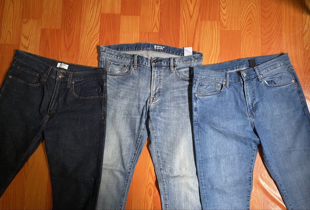 Uniqlo, Denizen Levis Jeans Bundle (Category: Jeans) located in Cebu City. Submitted by monflor (Listing ID 1463221098, Image 2). Description: - Three pairs of men's denim jeans - Available washes: Dark, Light, and Medium - Brands: Uniqlo and Levis - Sizes clearly marked on tags - Ideal for everyday wear - Bundle deal for all three pairs! Price each 700 Good condition No issues Size 33-34 .