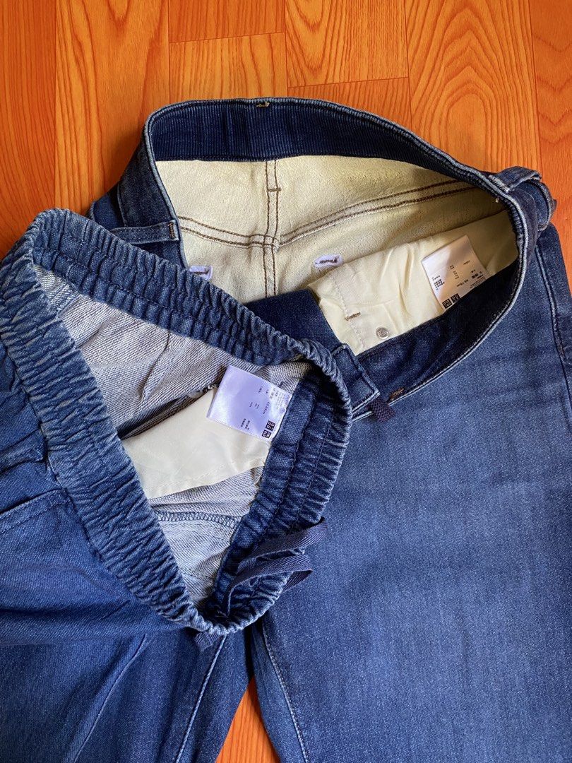 Uniqlo Jeans Pants Bundle (Category: Jeans) located in Cebu City. Submitted by monflor (Listing ID 1463220394, Image 3). Description: - Bundle of 2 Uniqlo pants - Includes dark wash denim jeans with drawstring waist - Includes light wash jogger pants with drawstring waist - Both pairs feature pockets - Ideal for casual everyday wear Size small 30 Good condition No issues Stretchable Price each 650 .