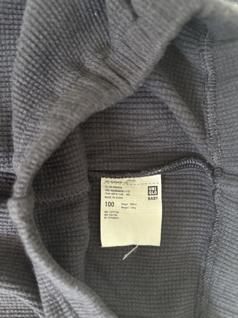 Uniqlo Leggings - Preloved (Category: Babies & Kids Fashion) located in Pasig City. Submitted by goodfindstudio.ph (Listing ID 1463182061, Image 2). Description: size 100 can be worn as pajamas.