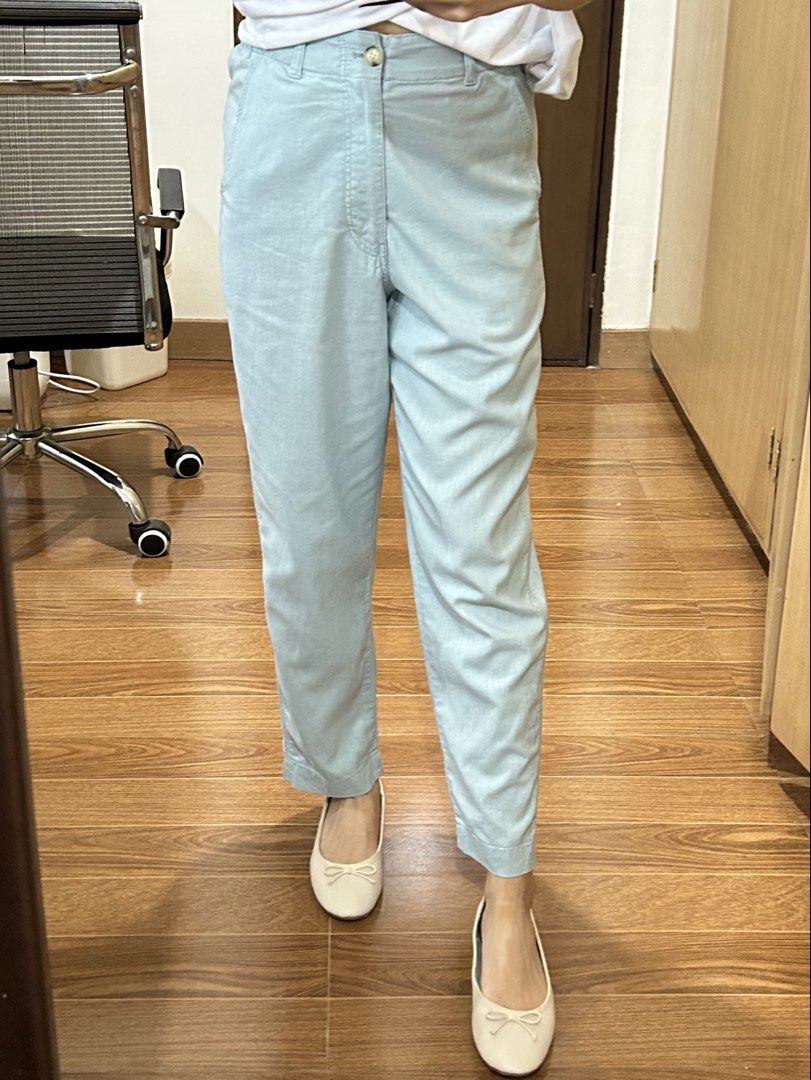 Uniqlo Linen Blend Pants Light Blue Size S (Category: Other Bottoms) located in Baguio. Submitted by tresmariascloset13 (Listing ID 1463220596, Image 3). Description: - Uniqlo light blue pants - Made with a comfortable linen blend fabric - Features an elasticated waistband at the back for a perfect fit - Includes two side pockets and two back pockets - Designed with a classic straight leg fit - Ideal for everyday casual wear.