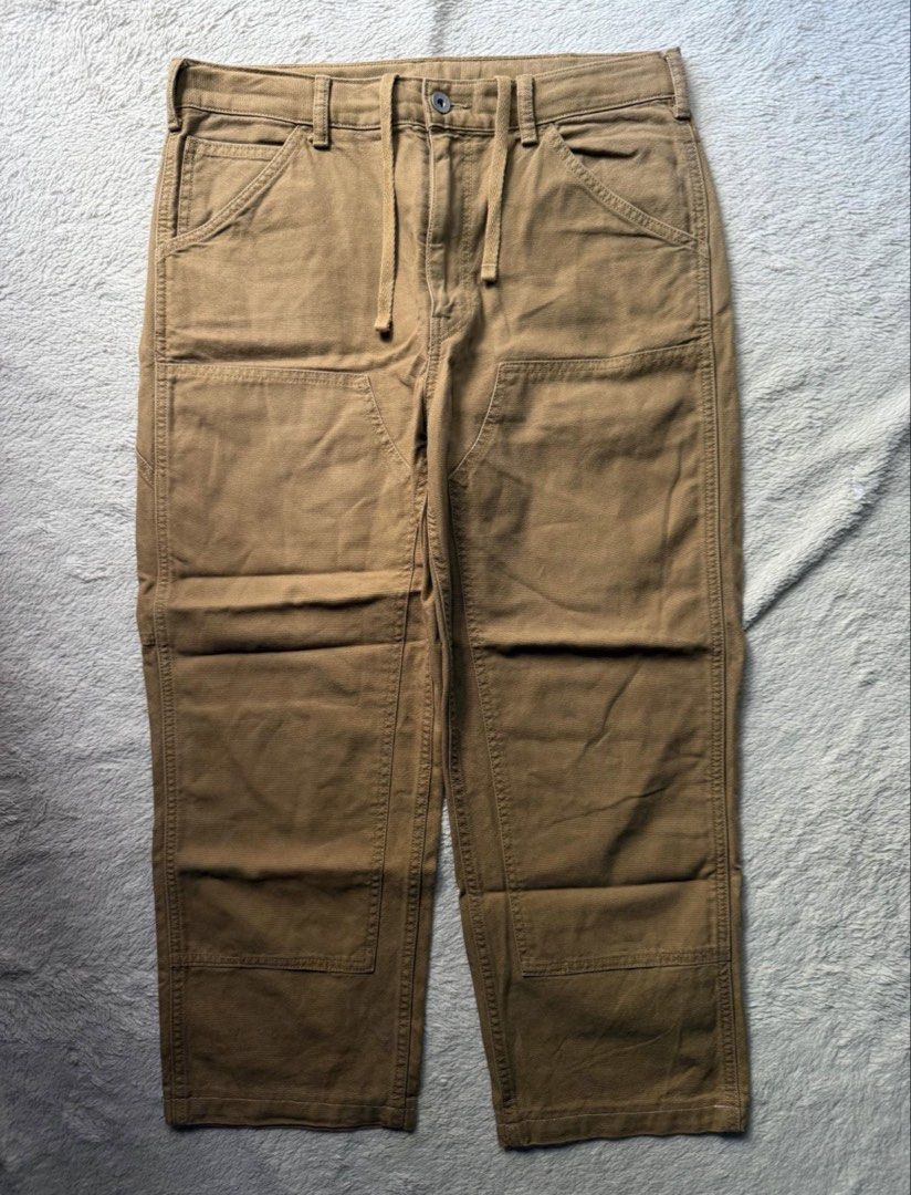 Uniqlo Painter Pants Brown (Category: Jeans) located in Pasig City. Submitted by lianjaneryanon (Listing ID 1463280861, Image 2). Description: Uniqlo Double Knee Utility Carpenter Work Pants - Brown Size: Small Waistline: 28 - 30 Length: 35 Condition: Excellent Issue: None Price: ₱680 📍 PASIG.