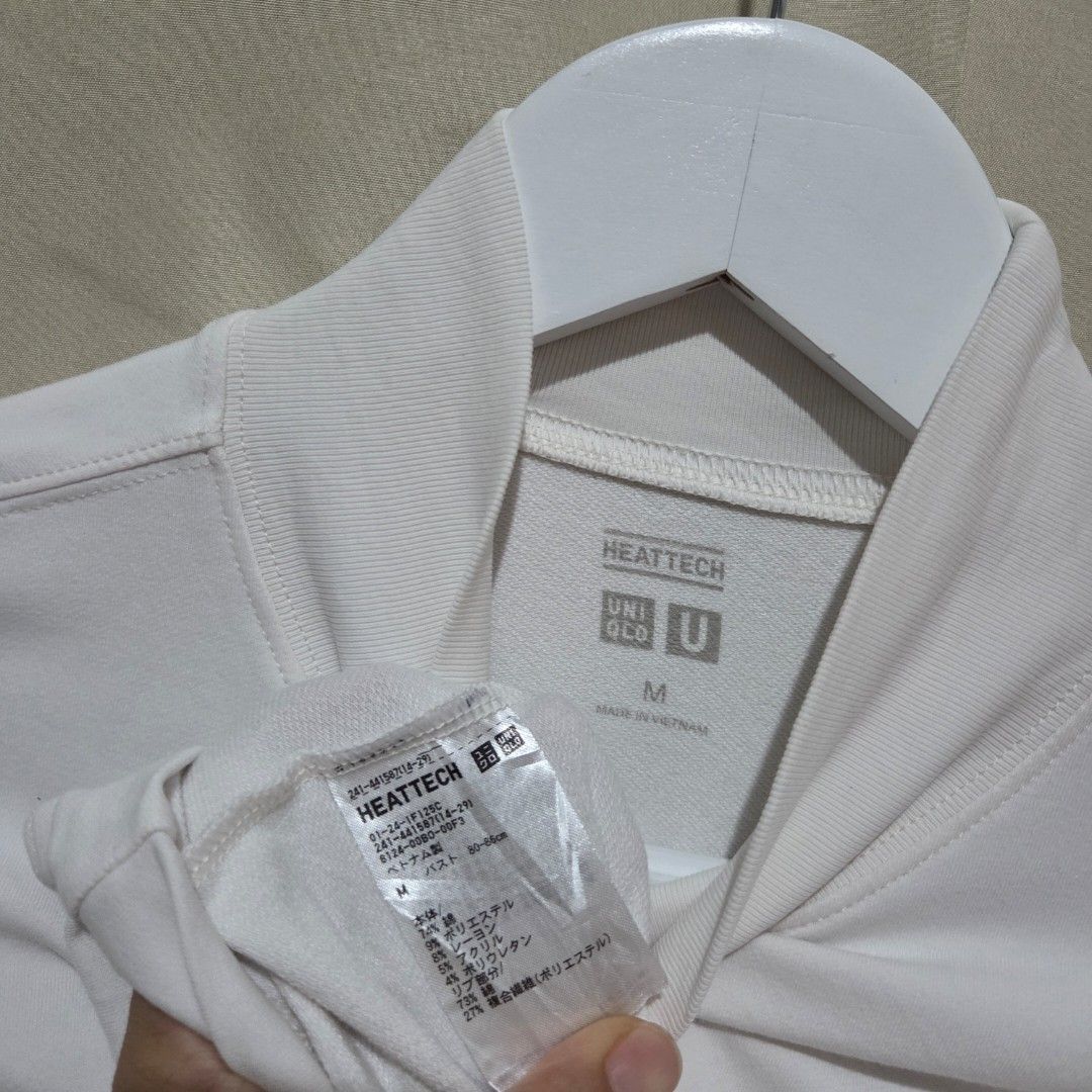 UNIQLO U HEATTECH MEN (Category: Coats, Jackets and Outerwear) located in Santiago. Submitted by fromboxes (Listing ID 1463128296, Image 2). Description: 9.5/10 cond Ships thru J&T Isabela North Luzon Shipping Nationwide No rush shipping 😊😊.