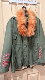 (Category: ) located in . Submitted by ilovesoldes (Listing ID 1463176447, Image 1). Description: .