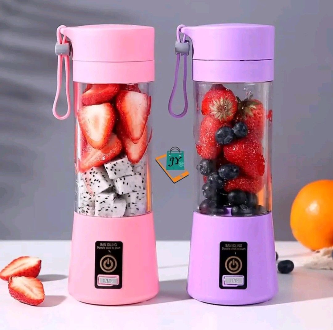 Usb blender (Category: Juicers, Blenders & Grinders) located in Manila. Submitted by marvieobordo (Listing ID 1463318645, Image 2). Description: Usb blender.