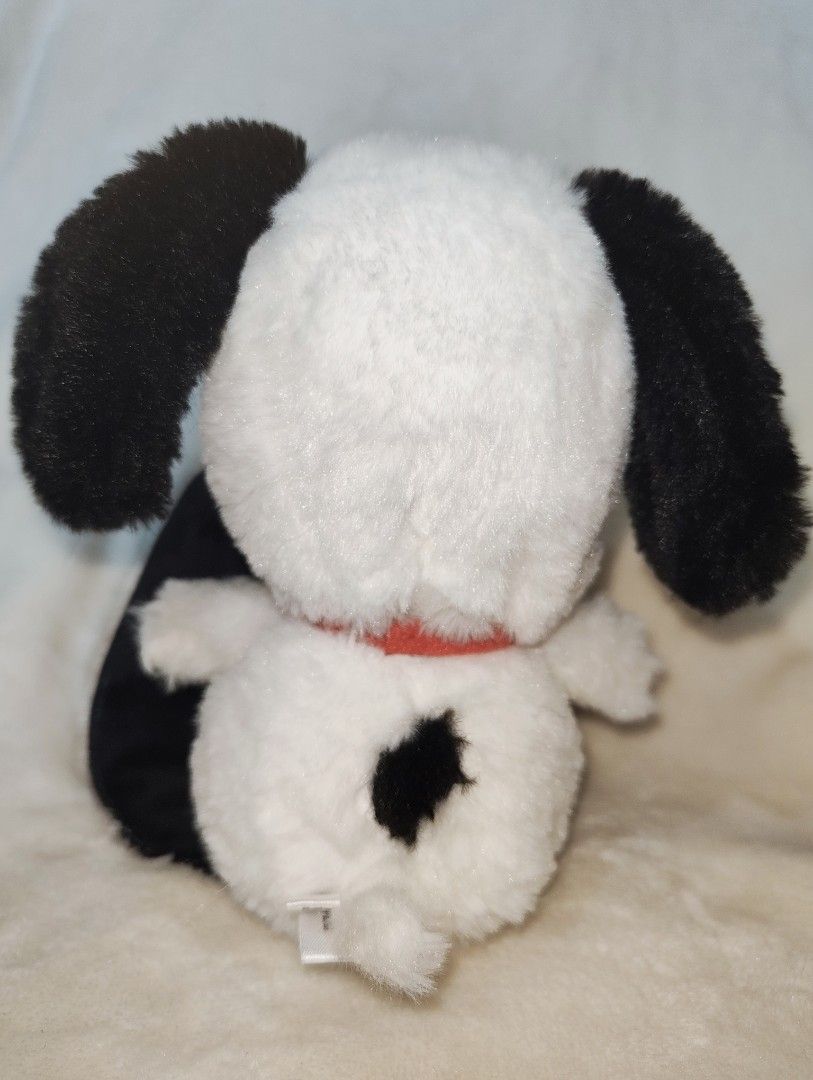 USJ Snoopy Fan Fun Friends Plush (Category: Plushies & Soft Toys) located in Tarlac. Submitted by adoptablestuffies (Listing ID 1463229443, Image 3). Description: .