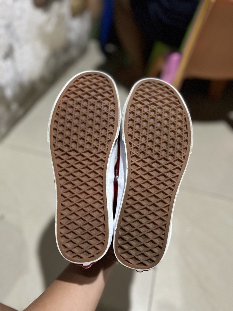 Vans (Category: Sneakers) located in Cebu City. Submitted by cyrilk1cks (Listing ID 1463180940, Image 3). Description: .