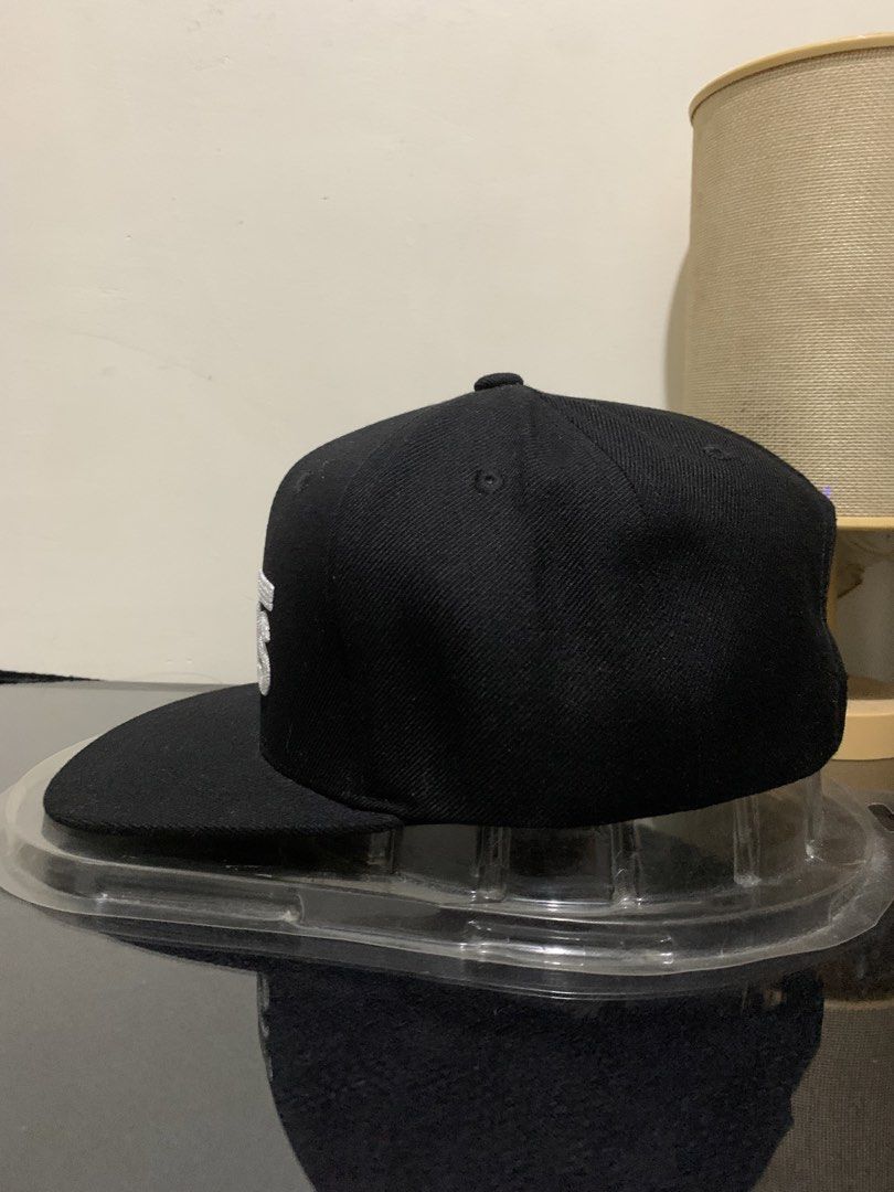 vans skateboard cap (Category: Caps & Hats) located in Rizal. Submitted by japan__surplus (Listing ID 1463306846, Image 2). Description: please see pictures for details thankyou ☺️.
