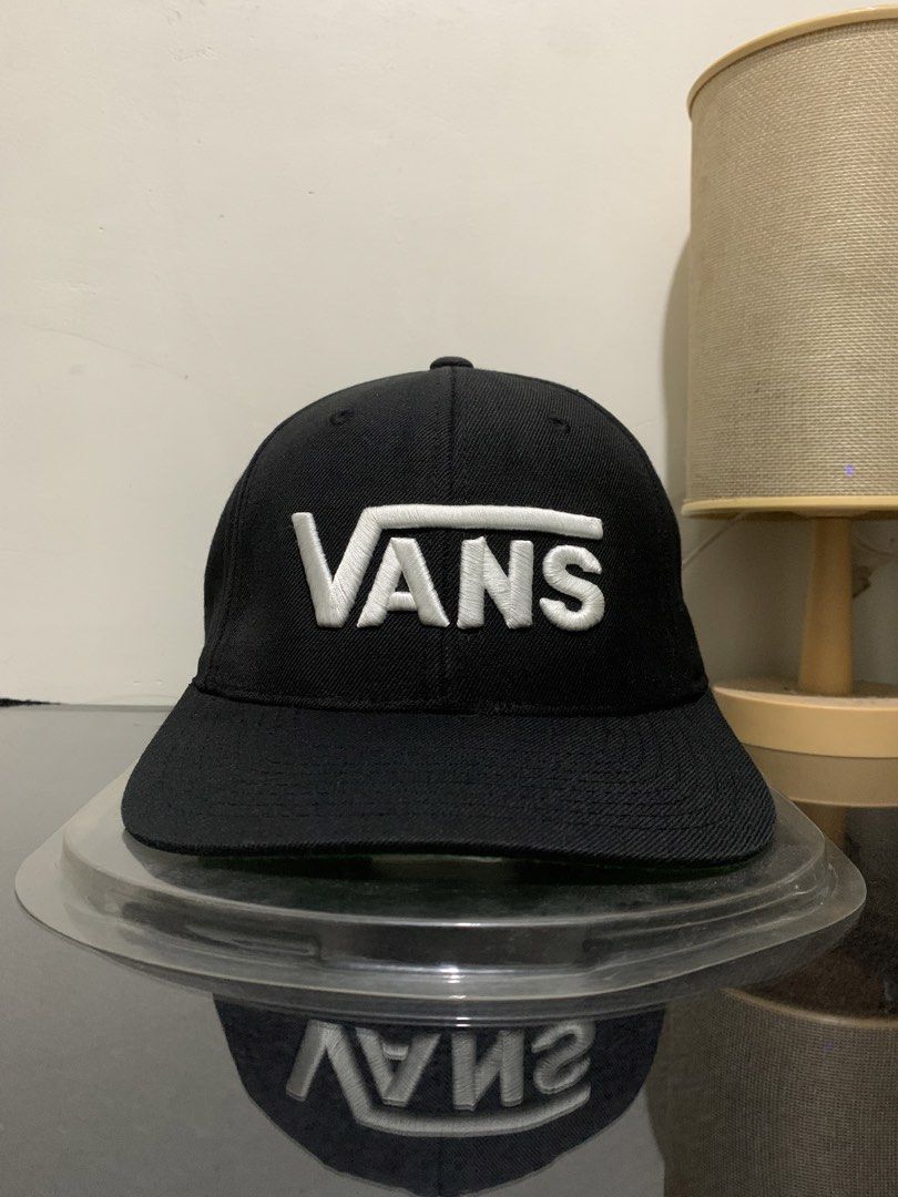 Vans skater cap (Category: Caps & Hats) located in Rizal. Submitted by japan__surplus (Listing ID 1463306741, Image 1). Description: please see pictures for details thankyou ☺️.
