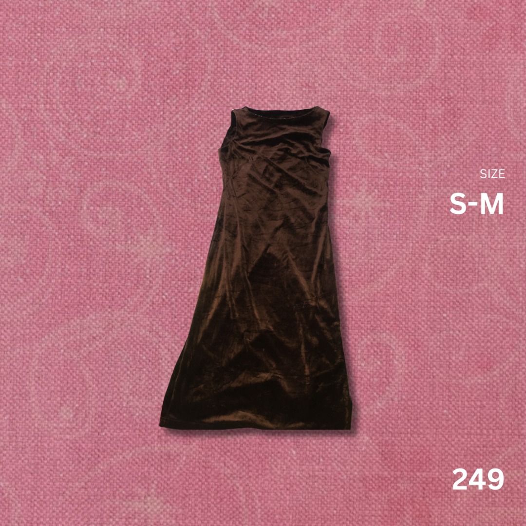 VELVET CHOCO BROWN DRESS (Category: Dresses) located in Manila. Submitted by j.saell (Listing ID 1463221984, Image 1). Description: Size: S-M Loc: Sampaloc, Manila MOD: Meet up/Lalamove/J&T MOP: Cash/Gcash/MariBank.