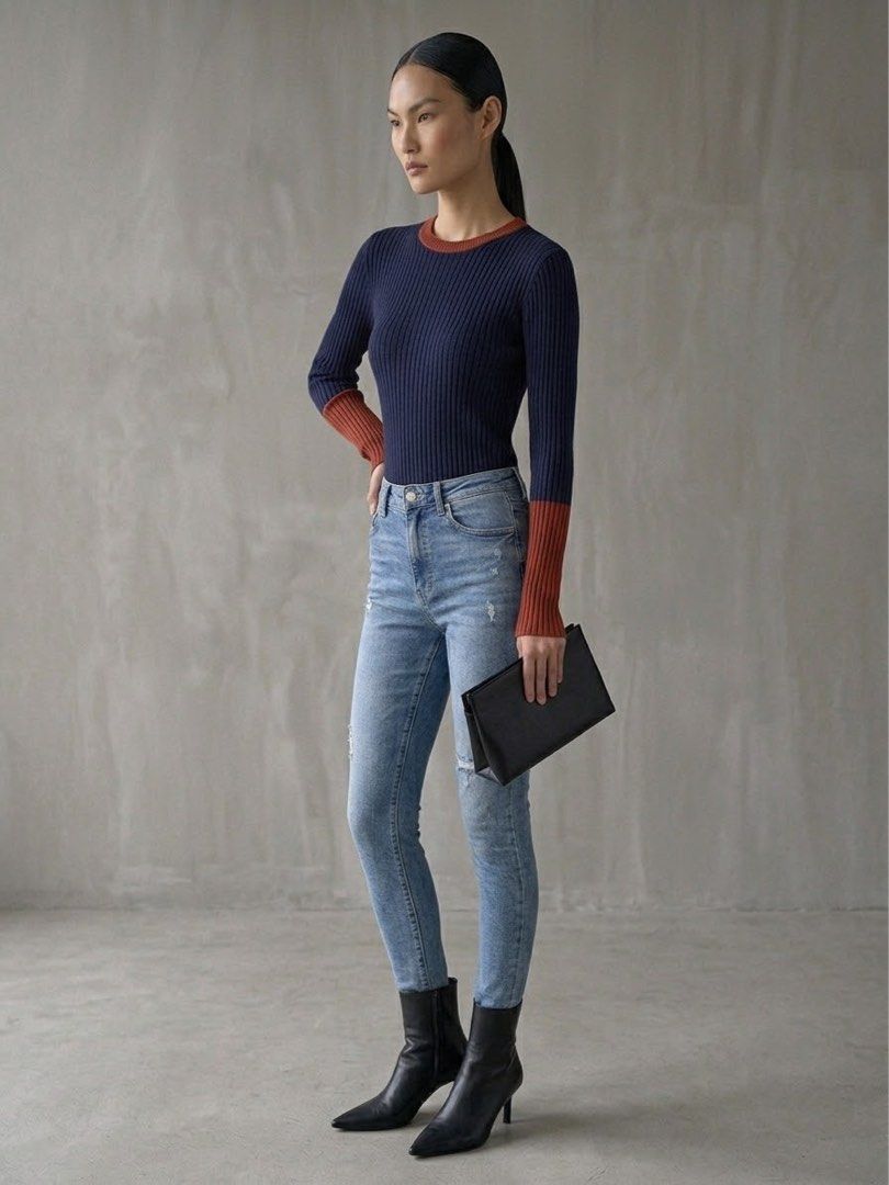 VICTORIA BECKHAM RIBBED KNIT TOP (Category: Others Tops) located in Pasig City. Submitted by vetementsdemanila (Listing ID 1463228939, Image 3). Description: VICTORIA BECKHAM RIBBED KNIT TOP New without tags Size: XS Bust: 15 inches Length: 26 inches P1880 PLUS SHIPPING.