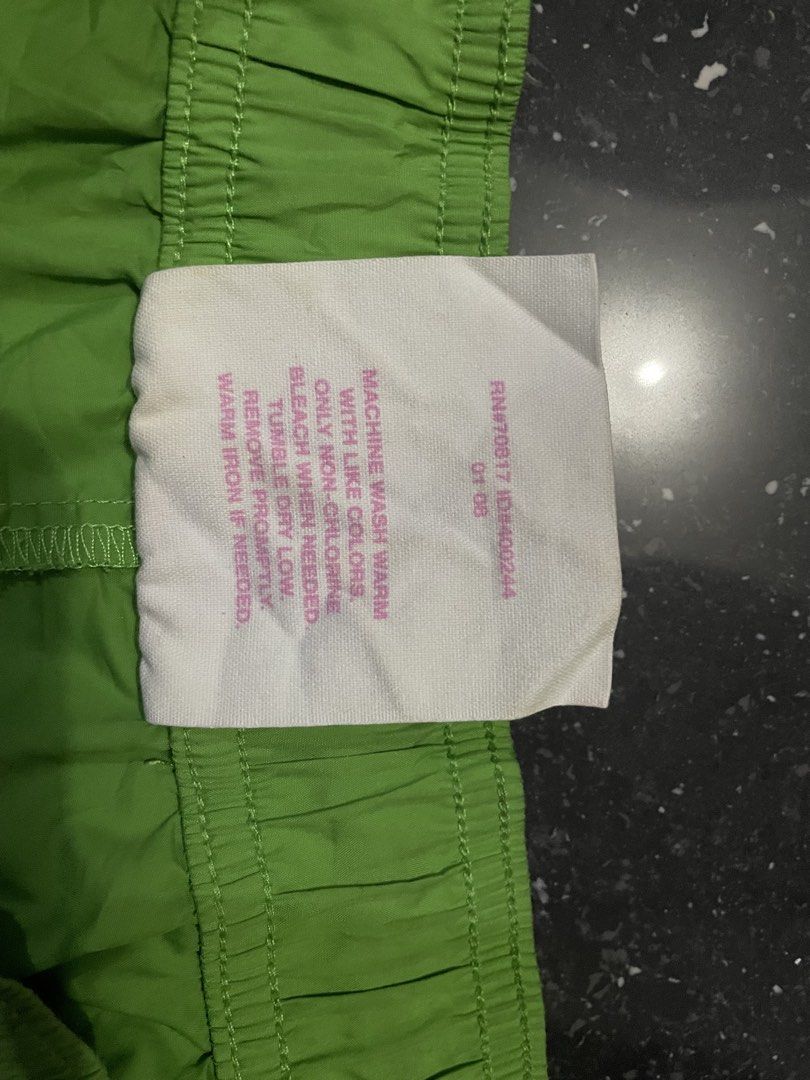 Victoria Secret Short (Category: Shorts) located in San Carlos. Submitted by graciahoney (Listing ID 1463249876, Image 3). Description: .