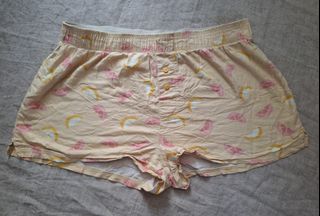 (Category: ) located in . Submitted by ukay_thriftybylj (Listing ID 1463143980, Image 1). Description: .