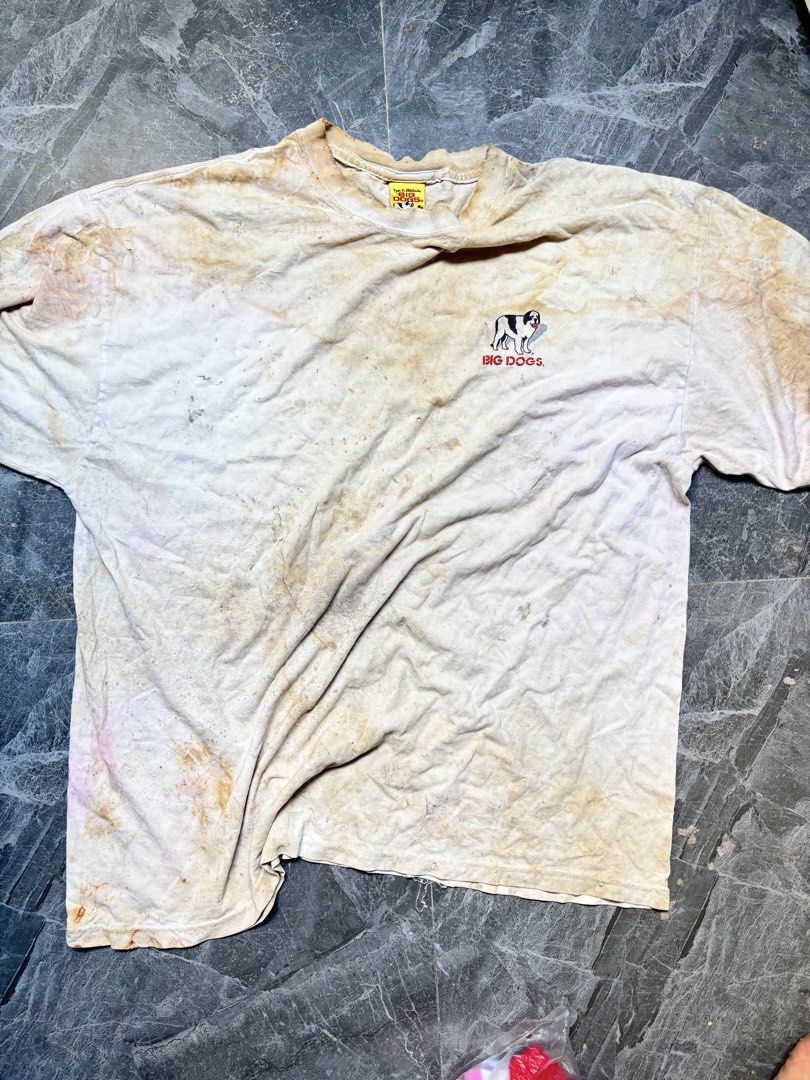 Vintage big dogs (Category: Tshirts & Polo Shirts ) located in Cavite. Submitted by cesxyyylll (Listing ID 1463126718, Image 1). Description: Size xl.