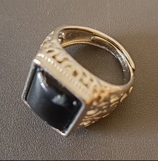 (Category: ) located in . Submitted by chin_collection (Listing ID 1463153705, Image 1). Description: .