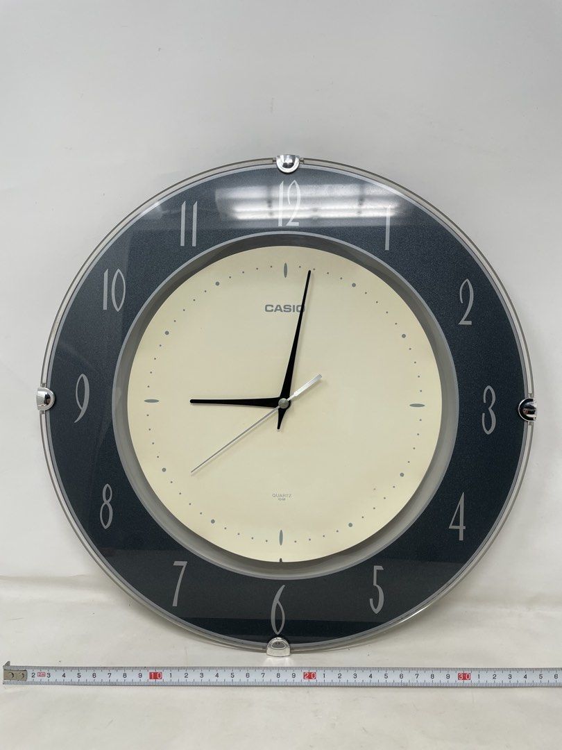 Vintage Casio Quartz Wall Clock Original From Japan (Category: Clocks) located in Tagum. Submitted by tommyfindstagum (Listing ID 1463164568, Image 3). Description: For sale: Vintage Casio Quartz Wall Clock Original From Japan In great working condition 1150 pesos only Tagum city location, can ship anywhere through Flash or J&T.