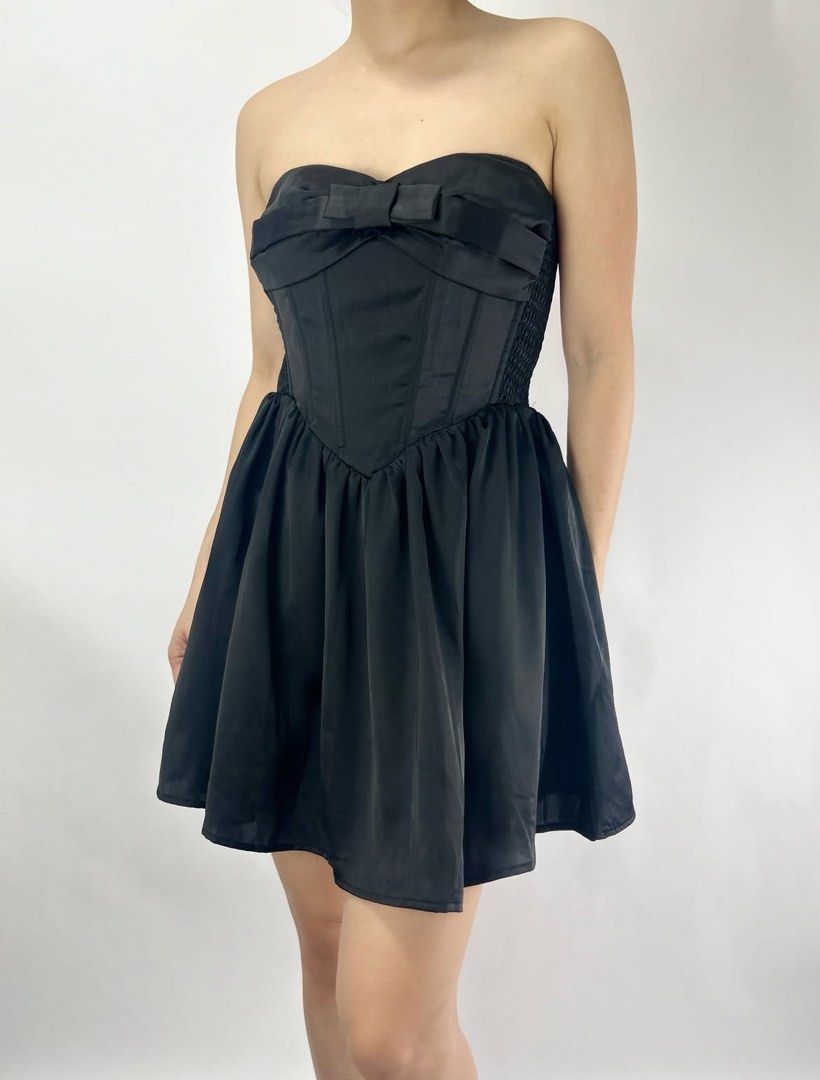Vintage corset mini dress (Category: Dresses) located in Tacloban City. Submitted by homeresmik34297 (Listing ID 1463324835, Image 2). Description: Medium L: 24".