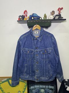 (Category: ) located in . Submitted by saa_vintage.co (Listing ID 1463294481, Image 1). Description: .