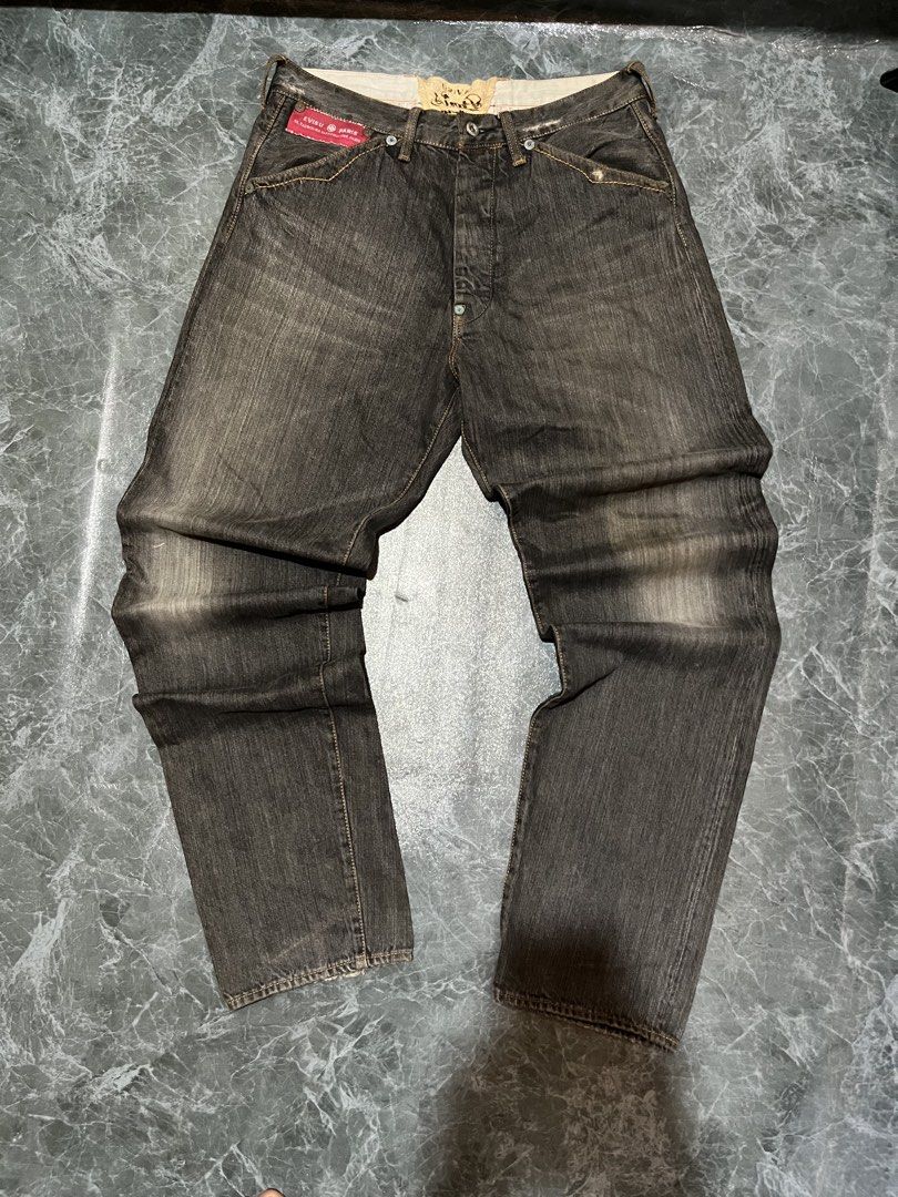 Vintage Evisu Paris buckled jeans (Category: Jeans) located in Valencia. Submitted by bordzsthrift (Listing ID 1463205763, Image 3). Description: Dimes 34 X 35 Selvedge Authentic Buttonfly.