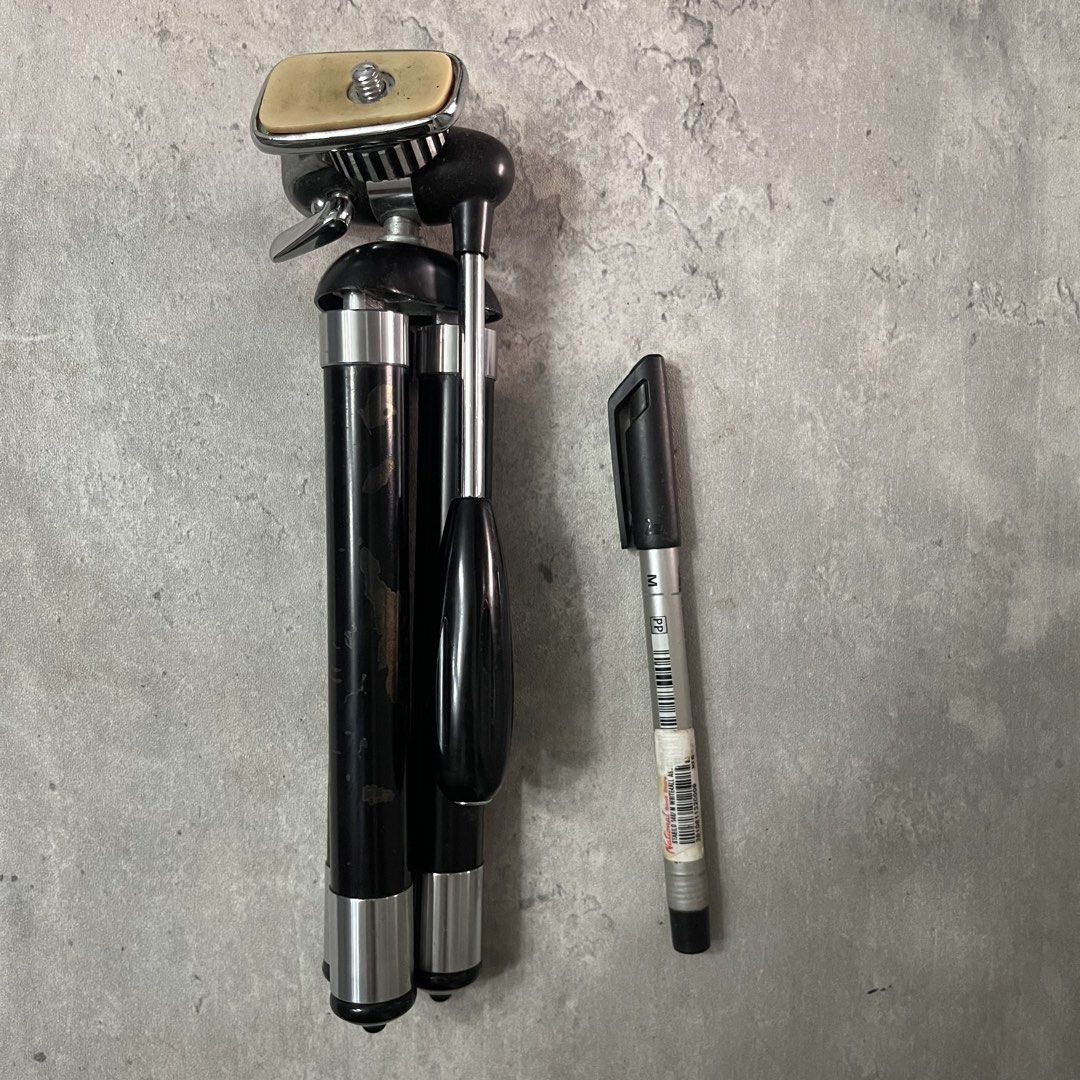 Vintage Expandable Compact Tripod from Japan (Category: Tripods & Monopods) located in General Trias. Submitted by abellu (Listing ID 1463140600, Image 1). Description: Selling to feed more bellies 🐾 Proceeds go to my rescue dogs, cats & strays. Please respect the price, no much haggling. Thank you 🫶🏻 - Vintage JIS Pearl expandable tripod - Compact and portable design - Smooth panning handle - Perfect for travel or quick setups.