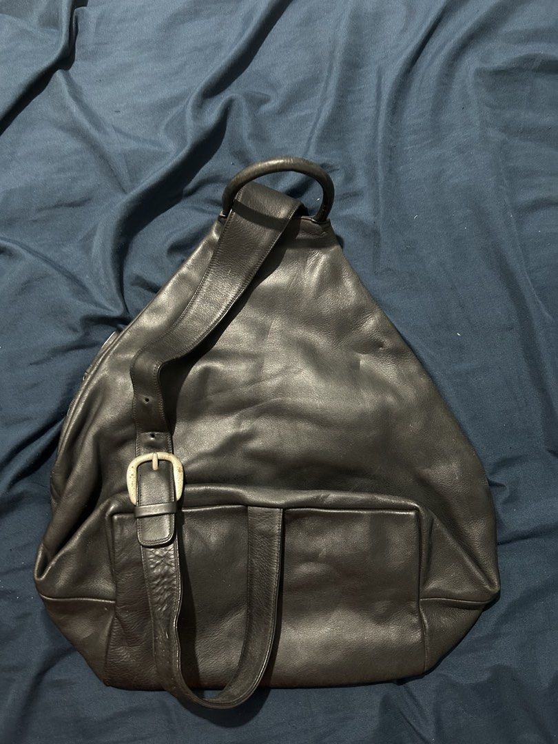 Vintage Fausto Santini Architectural Leather Triangle Bag (Category: Backpacks) located in Caloocan City. Submitted by babydoll696 (Listing ID 1463289471, Image 2). Description: NO ISSUE Tarlac City + Shipp.