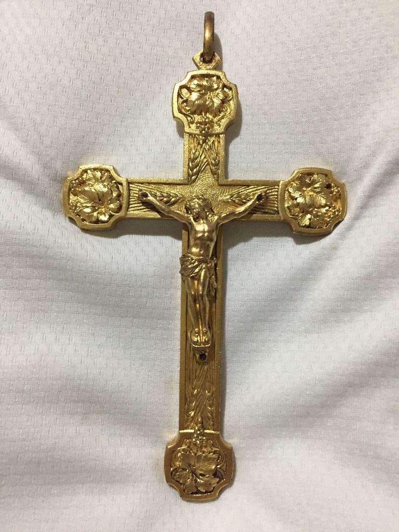Vintage Pectoral Cross (Category: Religious Items) located in Boac. Submitted by debuho (Listing ID 1463273745, Image 3). Description: Large Pectoral Cross from France, 5.5 inches x 3.5 inches. Can do COD/COP, negotiable. .