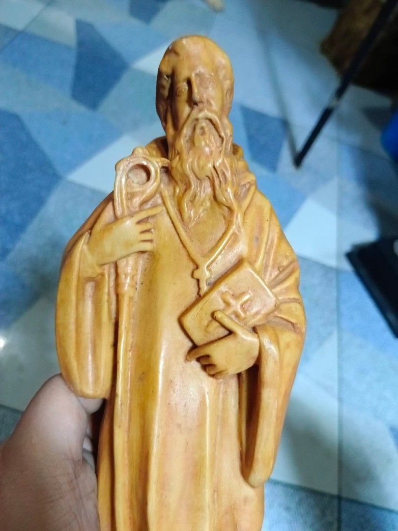 Vintage Saint Benedict (Category: Everything Else Others) located in Mandaluyong City. Submitted by theforgottentreasures (Listing ID 1463321464, Image 3). Description: 1800 pesos! 📌 Vintage Saint Benedict 12 inches made of resin what you see is what you get.