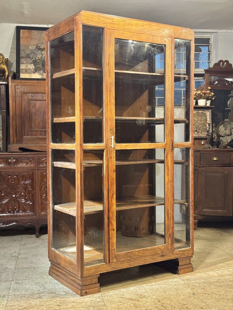 Vintage Solid Narra Platera Display Cab (Category: Shelves, Cabinets & Racks) located in Manila. Submitted by sinaunang_gamit (Listing ID 1463160472, Image 2). Description: Vintage Solid Narra Platera Display Cab Height: 72 inches Length: 38 inches Width: 21 inches Loc: 6th ave Caloocan. we can ship nationwide ₱15k.