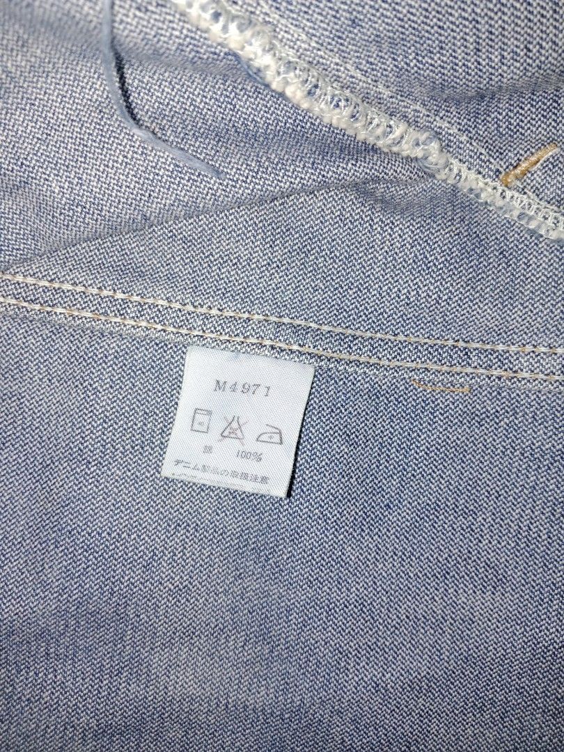 Vintage wrangler 124mj (Category: Coats, Jackets and Outerwear) located in Manila. Submitted by sayloo (Listing ID 1463304208, Image 3). Description: feel free to ask about the item, it has no issues, still in good condition, need wash lang and u ready to go🙂 slightly negotiable 😁.
