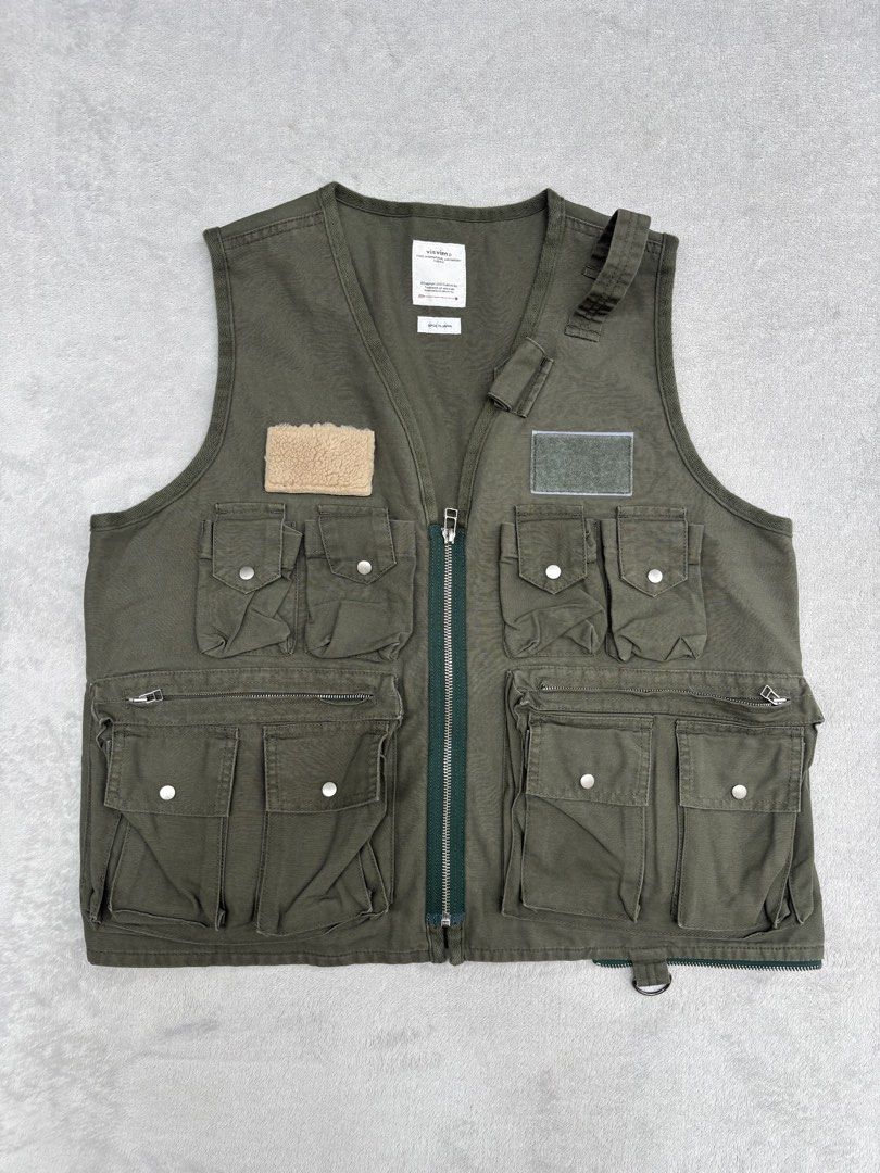 Visvim Pillar Fisherman Vest (Category: Coats, Jackets and Outerwear) located in Baguio. Submitted by thecollector2600 (Listing ID 1463156703, Image 1). Description: 21.5” x 22.5”.