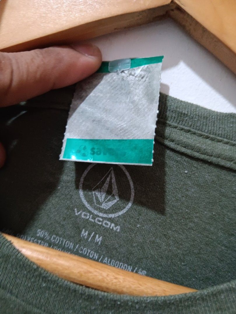 VOLCOM STONE (Category: Tshirts & Polo Shirts ) located in Dauis. Submitted by udenglegaspi (Listing ID 1463183205, Image 2). Description: .