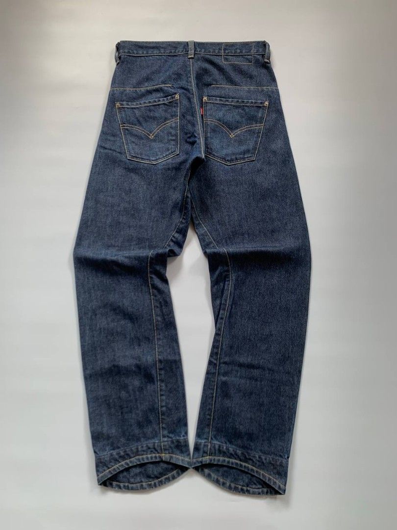 VTG LEVIS ENGINEERED BUTTON FLY INDIGO PANTS (Category: Jeans) located in Puerto Princesa. Submitted by terrificgarments (Listing ID 1463152677, Image 1). Description: VTG LEVIS ENGINEERED BUTTON FLY INDIGO PANTS ₱1500 + Shipping Fee Size 28 on Tag Waist: 29 Length: 42 Thighs: 11 Leg Opening: 8 Issue: None Excellent condition 📌 COLOR MAY VARY DUE TO LIGHTING 📌 ALREADY WASHED 📌 Payment First 📌 No COD 📌 Courier: J&T.