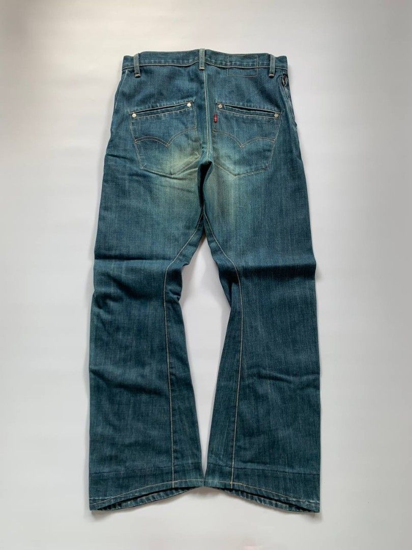 VTG LEVIS ENGINEERED PANTS (Category: Jeans) located in Puerto Princesa. Submitted by terrificgarments (Listing ID 1463152880, Image 1). Description: VTG LEVIS ENGINEERED PANTS ₱1800 + Shipping Fee Size 32 on Tag Waist: 33 Length: 42.5 Thighs: 11.5 Leg Opening: 9.5 Issue: None Excellent condition 📌 COLOR MAY VARY DUE TO LIGHTING 📌 ALREADY WASHED 📌 Payment First 📌 No COD 📌 Courier: J&T.
