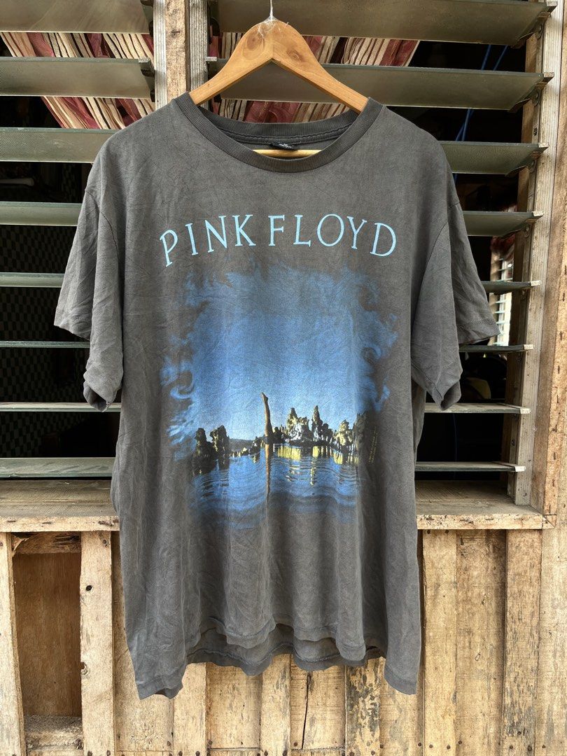 VTG Pink Floyd dated 1994 brockum (Category: Tshirts & Polo Shirts ) located in Valencia. Submitted by bordzsthrift (Listing ID 1463206965, Image 1). Description: .