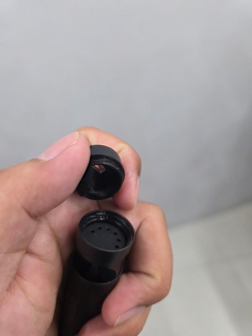 Wacom Pro Pen 2 Stylus (Category: Other Accessories) located in Davao. Submitted by josephbarro (Listing ID 1463135973, Image 3). Description: Wacom Pro Pen 2 +Bigay lanv sa akin from japan kaso wala na akong tablet +Price is negotiable since rush sale po Item Specs: - Includes customizable colored rings - Comes in original packaging - Offers precise control for digital art and design - Perfect for artists and designers seeking a reliable stylus 