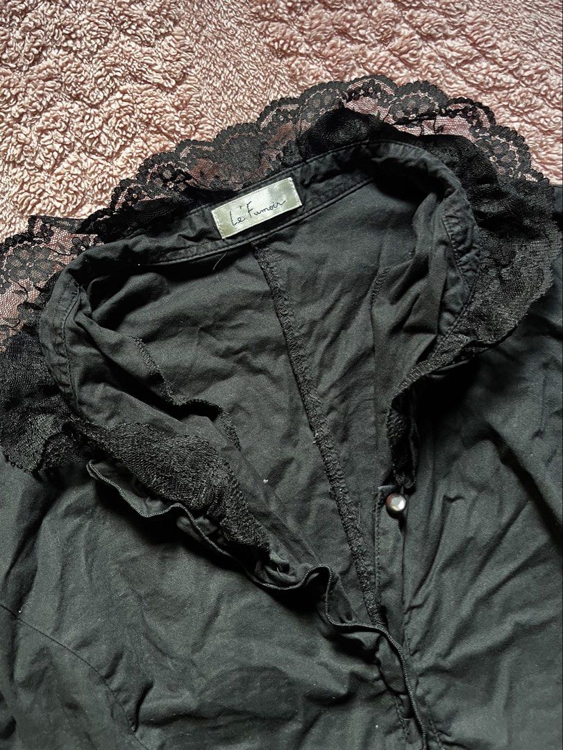 Whimsigoth Lace Collar Long-Sleeve Blouse (Category: Longsleeves) located in Rizal. Submitted by ryaa.x (Listing ID 1463194240, Image 3). Description: .