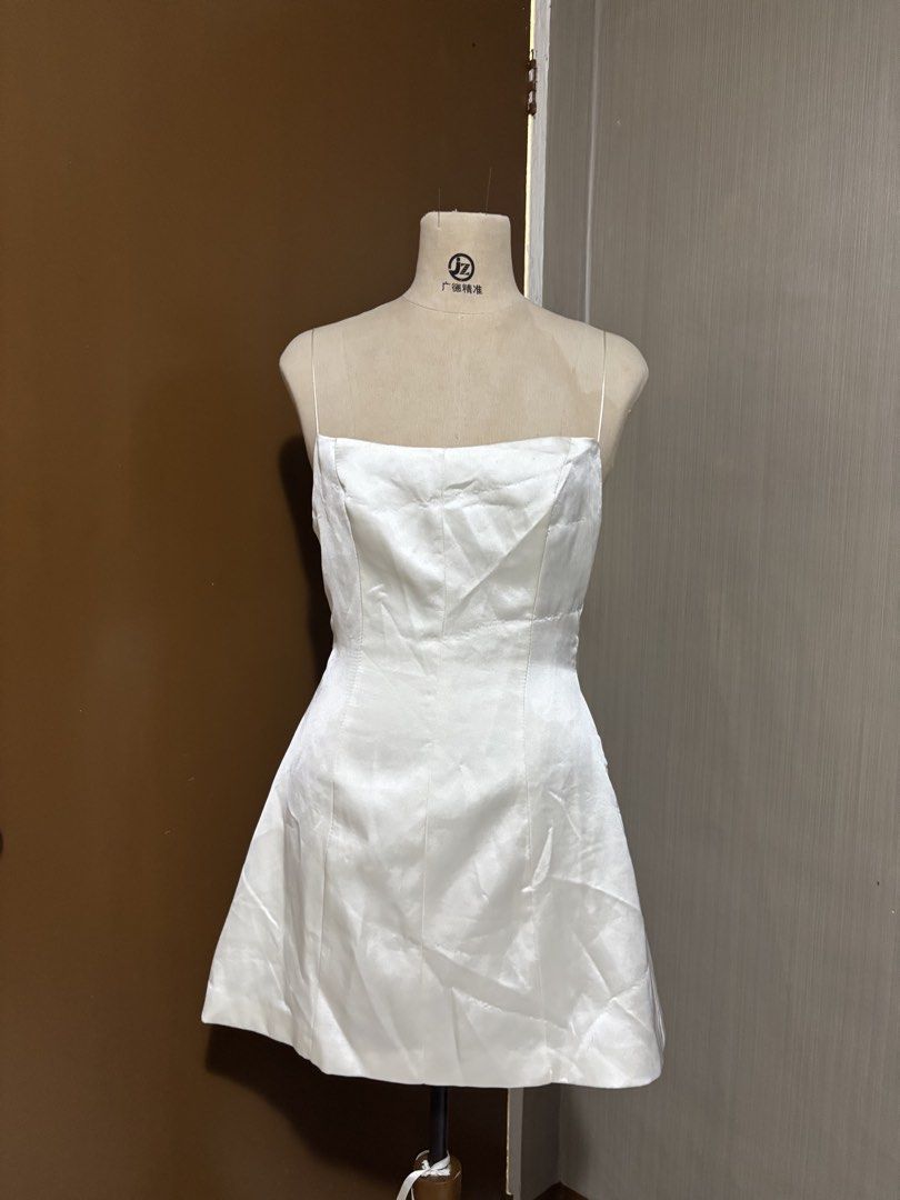 white satin mini dress with thin spaghetti straps (Category: Dresses) located in Manila. Submitted by archybarrientos (Listing ID 1463243942, Image 3). Description: .