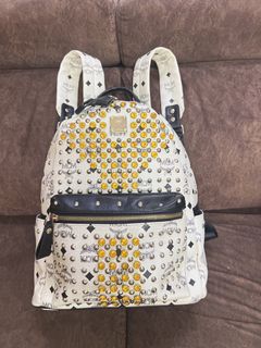 (Category: ) located in . Submitted by bels888 (Listing ID 1463152219, Image 1). Description: .