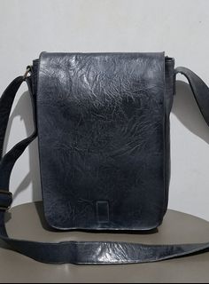 (Category: ) located in . Submitted by moonthrifting (Listing ID 1463265680, Image 1). Description: .